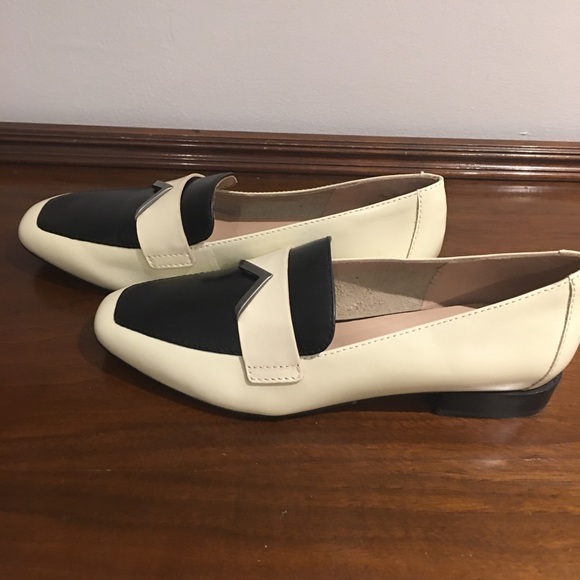 27 Edit Roxanne Loafer- black/cream- size 7.5 - Picture 8 of 10